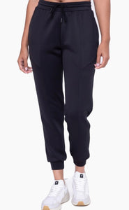 Cuffed Joggers with zippered pockets