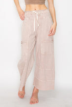 Load image into Gallery viewer, Mineral wash wide leg pants
