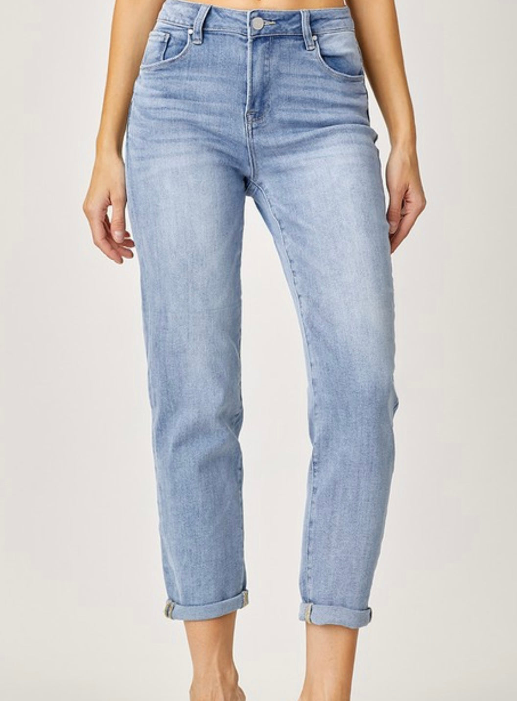 Mid Rise Light Girlfriend Jeans